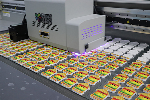 Printed or Hand-Painted？Choosing Your Resin Magnet Process