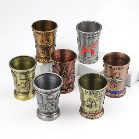 OEM Manufacture Customised Design Zinc Alloy Tourist Gift Souvenir Metal Shot Glasses