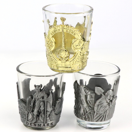 Wholesale Custom Metal Logo Zinc Alloy Gold Tourist Souvenir Mini Shot Glasses with Logo