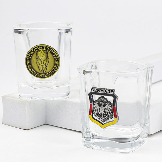 Custom Logo Engraved Travel Souvenir 2oz Mini Square Shot Glasses