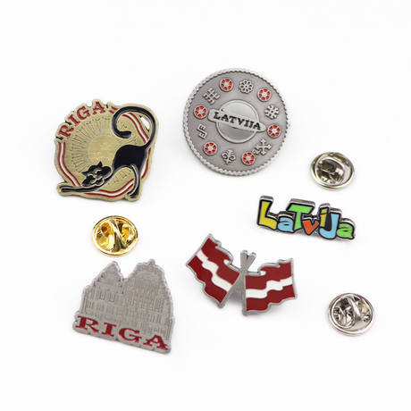 Factory Customized Logo Design Travel Gifts Metal Enamel Latvia Riga Souvenir Pin Badge
