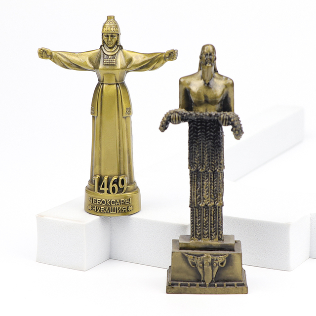 Customized Design Zinc Alloy Souvenir Table Decor Metal Crafts Mini Figurine Ornament